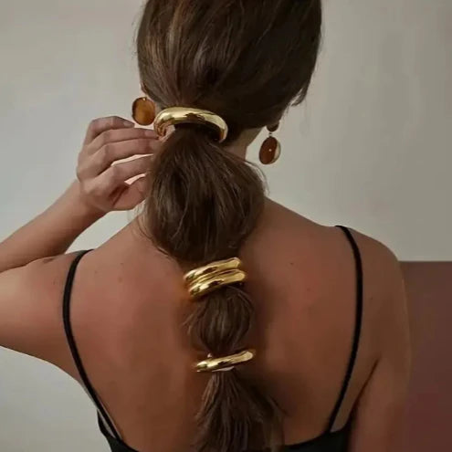 HAIR